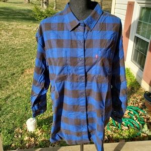 NWT Women's Levi's flannel shirt